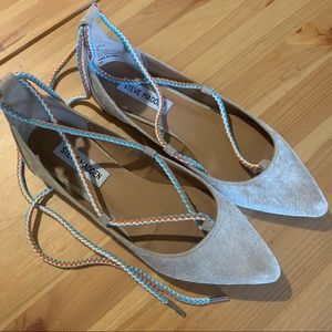 Steve Madden “Emilie” Suede Lace-Up Flats (Size 6)